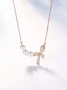 1件优雅奢华的925银仿珍珠和立方氧化锆装饰蝴蝶结项链，可作为送给女性的礼物，日常佩戴，生日、派对、约会皆宜 - 蝴蝶結 - 查看 1