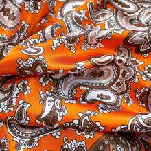 1入維多利亞設計橙色印花絲巾,女式90x90cm戶外頭巾髮帶 - 亮橙色 - 查看 4