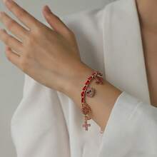 1件创意情人节主题可叠戴奢华手链，饰有心形、水滴等设计，手链的链条部分也充满了个性化和时尚感。 - 紅色 - 查看 1