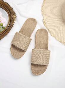 Fashionable Women's Woven Grass Lightweight Comfortable & Versatile Casual Vacation Personality Flat Sandals