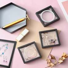 1入組浮動式展示盒,3d浮動式框架展示支架,透明pe珠寶儲物盒用於挑戰aa獎章標本芯片,黑色,灰色4.3x4.3in,3.5x3.5in,2.8x2.8in - 彩色 - 查看 6