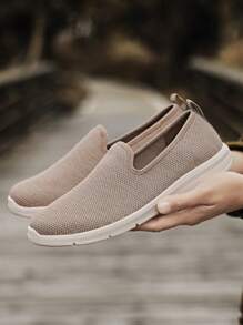 Plus Size Loafers Are Lightweight, Breathable And Slip-On For Couples - Khaki - View 8