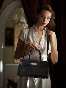 單色明亮鱷魚紋正方形包，PU皮正方形包，大容量時尚日常成熟的經典優雅風格，適用於送給妻子、姐妹、母親的斋月礼物 - 黑色 - 查看 8