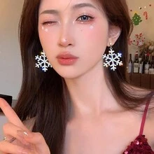 1对冬季女孩可爱欧美圣诞雪花驯鹿角耳环，镶嵌闪亮水钻，甜美耳坠，韩式个性化耳钉，适合舞会、聚会、宴会、送礼等场合。 - 花朵 - 查看 2