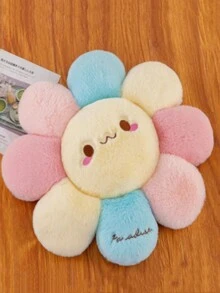 1pc Soft Daisy Shaped Seat Cushion, Plush Toy, Office Rabbit Fur Tatami Pillow, Car Lumbar Pillow - Beige - View 5