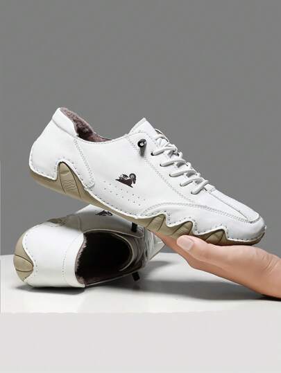 Men's Snow Shoes Plush Winter Warm Shoes Fashion Daily Casual Light Soft Solid Color Round Toe Light Lacing Flat Loafers Retro Fashion Casual Men's Daily Travel Commute To Work Spring Winter Autumn PU Leather Trainers Winter Shoes Men Men Casual Shoes Simple Holiday Academy Daily Travel Street Men White Sneakers Men