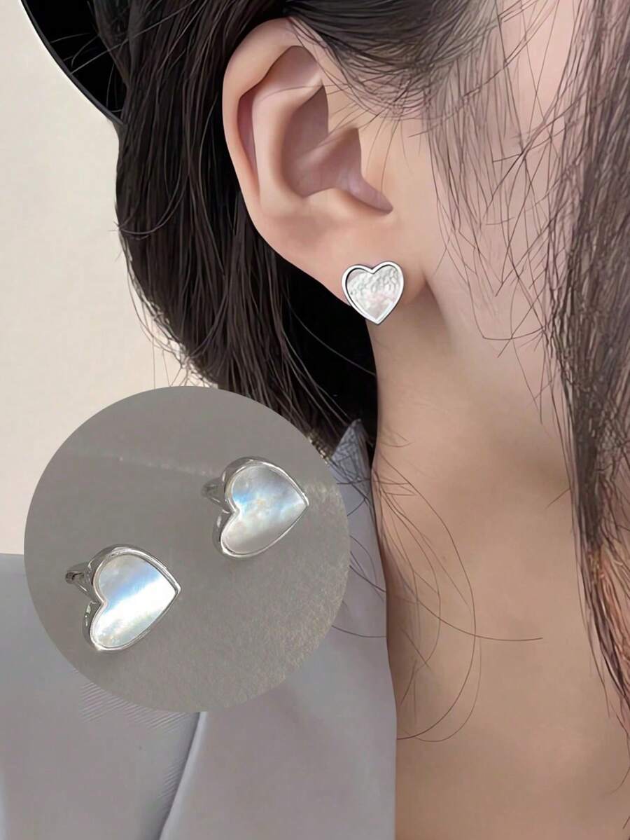 一對純銀 S925 銀復古簡約優雅奢華可愛白貝殼愛心耳環女式女孩時尚時尚耳圈日常生活派對珠寶禮物