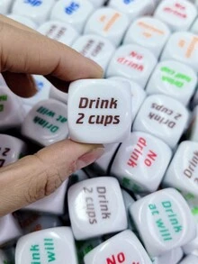 2入組25mm飲酒骰子,啜飲、倒扣、不喝、半杯、豪飲、自由飲用情侶遊戲、飲酒遊戲、派對遊戲、感恩節、創意遊戲、有趣遊戲、家庭遊戲、情人節禮物、新年遊戲、婚禮遊戲、新年禮物、情人節遊戲 - 白色 - 查看 10