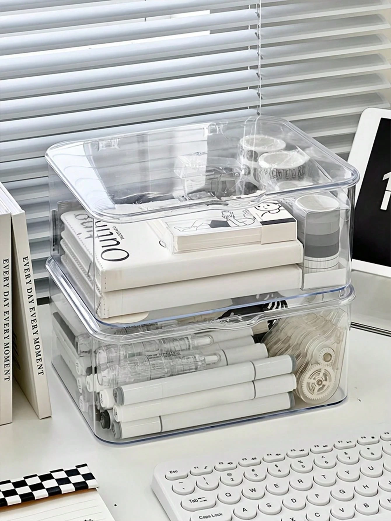 1pc Clear Plastic Storage Bins With Lid, Large Home Office Accessories