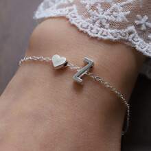 1個時尚銀色a-z字母心形手鍊,送給女性女孩的禮物 - 銀色 - 查看 32