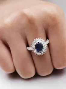 1pc Luxury Ring With Shiny Rhinestones, Suitable For Engagement, Wedding Or Parties Decorated By Brides