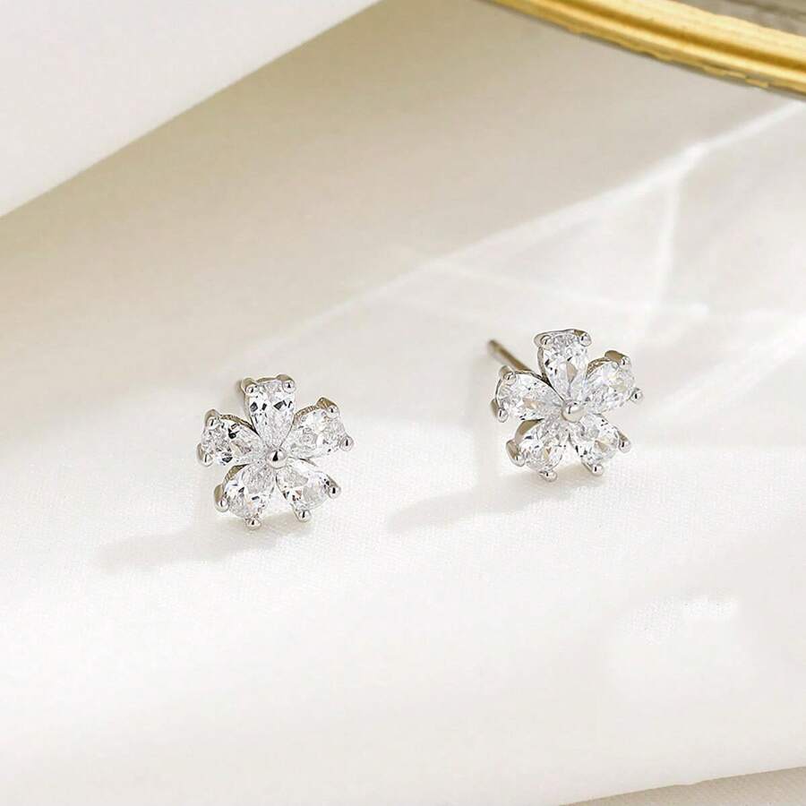 S925純銀小鑽石花耳釘,時尚,簡約風和套裝適合女士