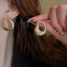 1 Pair 925 Silver Post Asymmetrical Geometry Shape Earrings, Personalized Minimalist Studs, European & American Vintage Metal Earrings, Suitable For Women'S Daily Wear, Festive Gift Choice - Gold - View 1