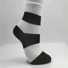 YiPinOu 5 Pairs Of Women's Black And White Striped Socks Set Minimalist Style Embroidered Pentagram Women's Sports Socks, Fall - Multicolor - View 10