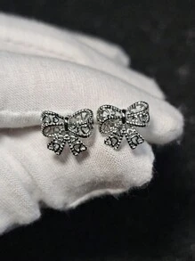 1對中空蝴蝶結精細耳釘,銀92518k金鍍時尚珠寶送給我女兒,適合婚禮情人節 - 銀色 - 查看 3