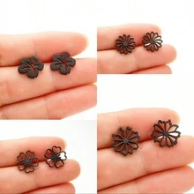 1對不鏽鋼法國鬥牛犬狗狗耳環,面向女性,女孩,淑女,新奇動漫珠寶寵物批發 - 黑色 - 查看 3