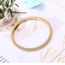 1 件簡約版不鏽鋼彈簧彈性手鍊男女皆宜 - 金黃色 - 查看 1