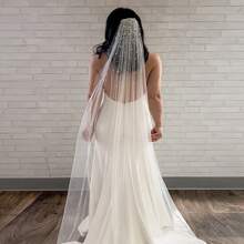 1 件新娘仿珍珠头纱复古拖尾头纱串珠婚礼摄影配饰 - 米色 - 查看 4