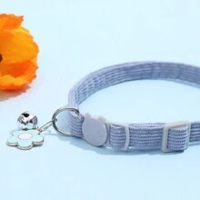 1 件浅蓝色宠物花吊坠项圈，可调节猫脸扣，带防窒息铃铛项链