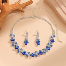 1對耳環+1條項鏈優雅珠寶套裝,銀鍍鋅鉑嵌鑲閃閃發亮的水晶,可搭配每日服飾和派對配件,可選擇自己喜歡的顏色 - 灰色 - 查看 5