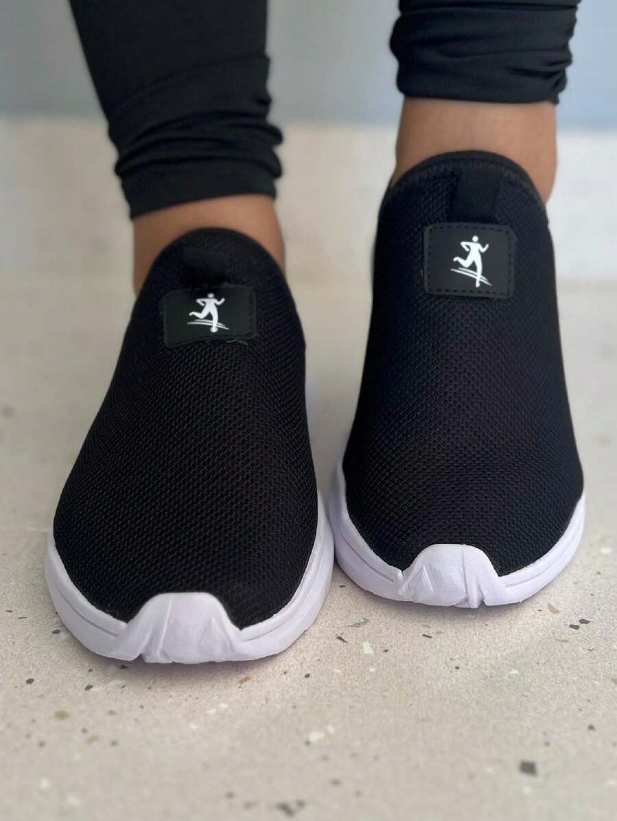 Women Wedge Sneakers - Blanco y Negro - Ver 1