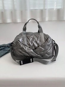 新款时尚大容量亮面防水PU设计，绗缝水晶拼接拉链单肩手提包，旅行度假必备，适合存放羽绒服，可作周末过夜包、瑜伽健身包、校园通勤包，是短途旅行、大学生户外度假、返校季的理想之选，可装学习用品等。 - 灰色 - 查看 5