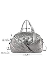 新款时尚大容量亮面防水PU设计，绗缝水晶拼接拉链单肩手提包，旅行度假必备，适合存放羽绒服，可作周末过夜包、瑜伽健身包、校园通勤包，是短途旅行、大学生户外度假、返校季的理想之选，可装学习用品等。 - 灰色 - 查看 3