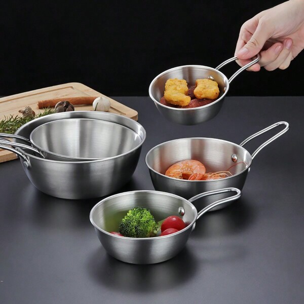 A Silver Stainless Steel Snack Bowl With Handle, Made Of Sus304 Stainless Steel, Suitable For Kitchen, Can Be Filled With Oil, Salt, Rice, Vinegar, Kitchen Seasonings, Suitable For Home/Hotel/Restaurant/Barbecue/Hot Pot/Salad/Pizza/Instant Noodles/Fruit Desserts/Outdoor Picnic, Great For Birthdays/Parties/Seasonal Holidays