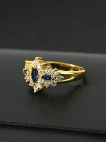 1枚优雅闪亮蓝色鸡尾酒戒指，适合女士约会、派对、公主新娘、婚礼、订婚等场合，也可作为珠宝配饰、情人节礼物、母亲节礼物等。 - 寶藍色 - 查看 3