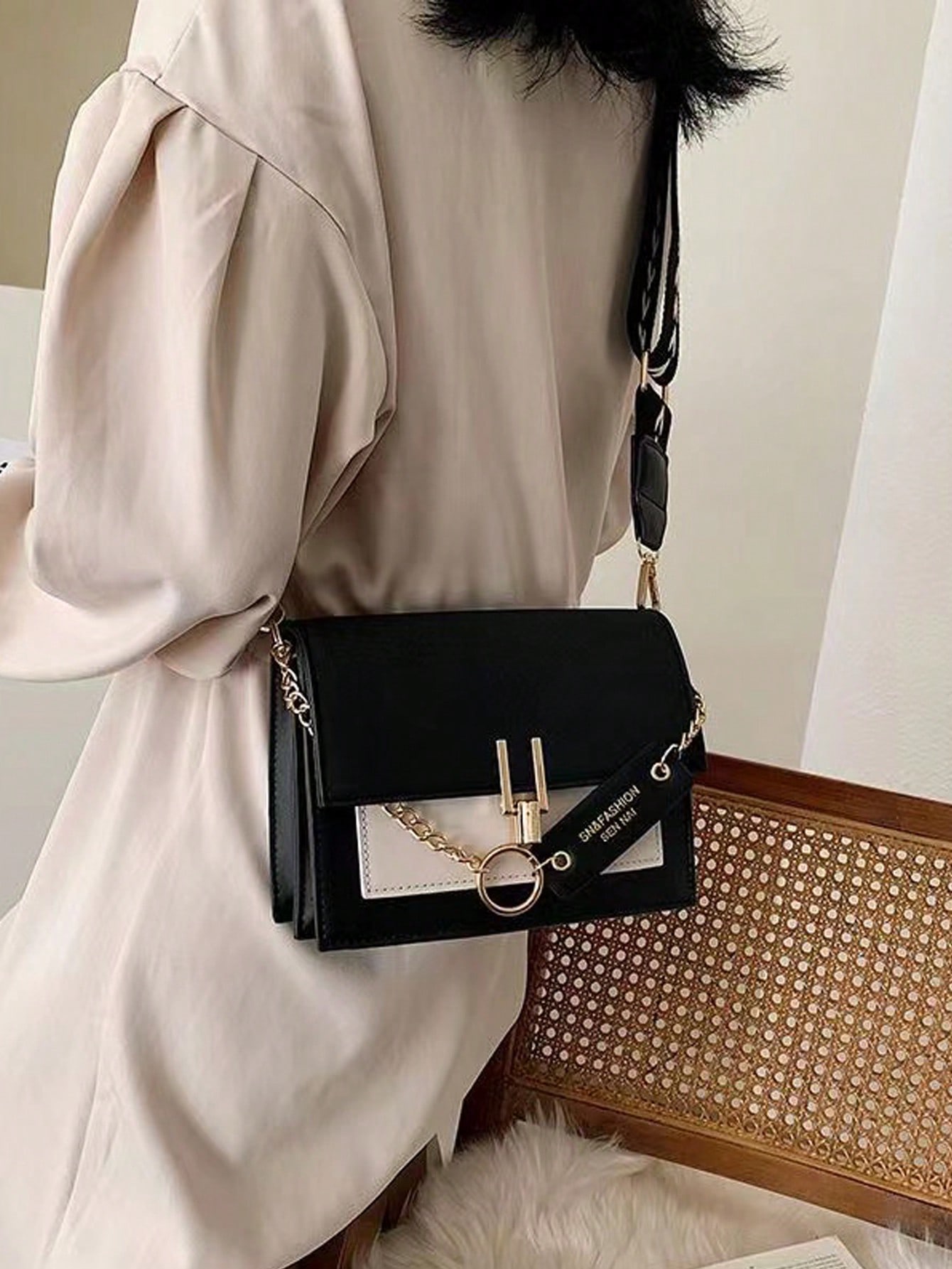 حقيبة مربعة مطوية، محفظة نسائية من جلد البولي يوري...