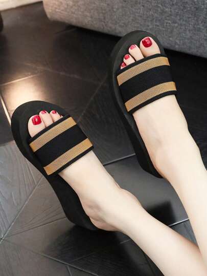 女性室內外穿厚跟拖鞋,黑色坡跟室內拖鞋