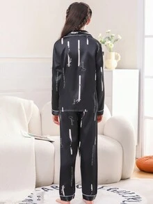 2入組少女冰絲睡衣套裝，輕盈長袖襯衫和長褲，字母印花家居服 - 黑色 - 查看 3