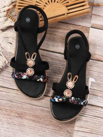Teenagers' Bohemian Style Flat Sandals, Fashionable Summer Footwear.