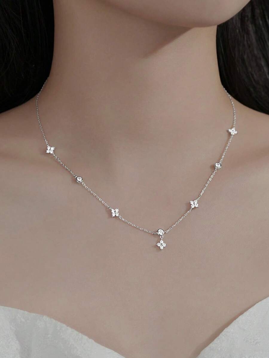 時尚S925純銀寒冷風格幸運草項鍊帶發亮方晶鋯石,鎖骨鏈條適合女士,首飾類禮品