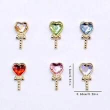 美甲愛心合金金屬首飾配件 10 件混合隨機顏色 Love Love 情人節心形合金首飾隨機顏色復古美甲飾品美甲配件 - 時尚合金金屬美甲裝飾女孩 Diy 美甲藝術 - 彩色 - 查看 4