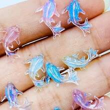 50入/包新款可愛迷你閃亮金魚樹脂雕像手工藝品,olastive材料平背車頭玻璃裝飾時尚指甲手機盒裝飾珠寶製作配件(隨機顏色選擇),可愛的迷你卡哇伊金魚樹脂雕像 - 完美的diy珠寶和髮飾手工藝品! - 彩色 - 查看 5