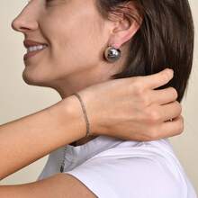 女款簡約時尚光滑大膽寬球吊飾耳環幾何圓形厚重環形耳環 - 彩色 - 查看 3