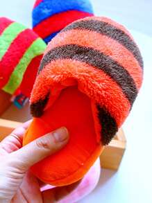 1pc Random Slipper Design Pet Plush Sound Toy