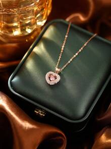 1 件時尚高端禮盒包裝簡單精緻的愛心設計項鍊,完美的節日、婚禮、派對、週年紀念和日常佩戴的禮物,由鍍銀和方晶鋯石製成（帶禮盒） - 玫瑰金 - 查看 4