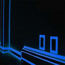 發光膠帶貼紙,用於安全警示、疏散路線、消防出口、舞台裝飾、牆面裝飾 - 夜光藍色膠帶 - 查看 5