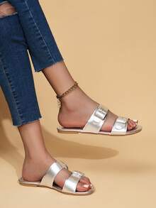 夏季新品 欧美风 女士大码平底凉鞋 带扣带 沙滩凉鞋 - 銀色 - 查看 3