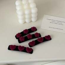 1個三層組合的毛絨紅色星星和心形ins簡約情人節裝飾髮夾 - 愛心 - 查看 3