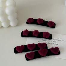 1個三層組合的毛絨紅色星星和心形ins簡約情人節裝飾髮夾 - 愛心 - 查看 4