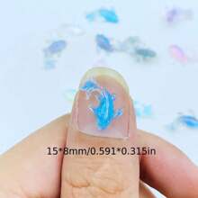 50入/包新款可愛迷你閃亮金魚樹脂雕像手工藝品,olastive材料平背車頭玻璃裝飾時尚指甲手機盒裝飾珠寶製作配件(隨機顏色選擇),可愛的迷你卡哇伊金魚樹脂雕像 - 完美的diy珠寶和髮飾手工藝品! - 彩色 - 查看 4