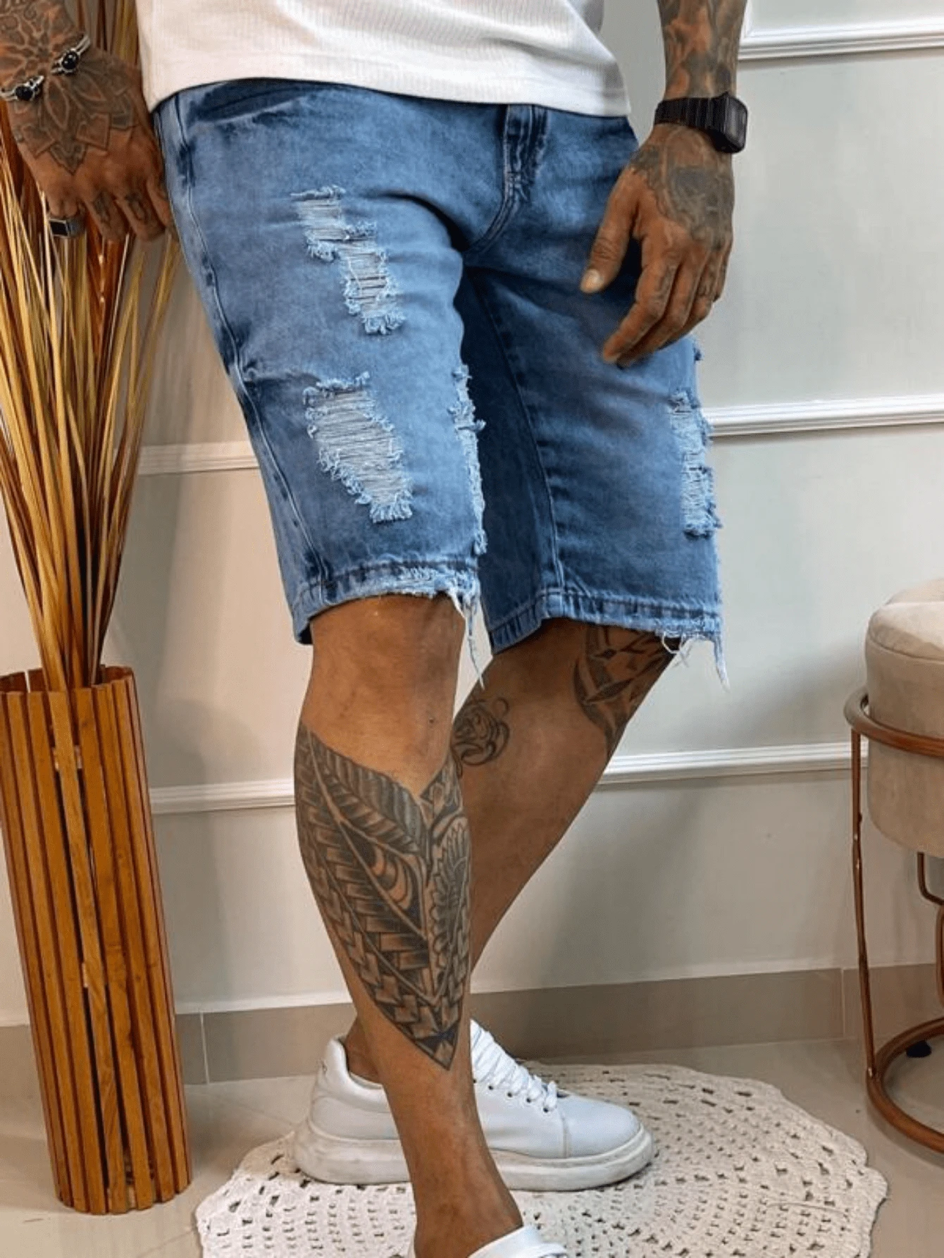 Men Denim Shorts - 中等水洗藍 - 查看 1