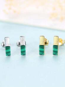 1對簡單優雅且百搭的s925銀及孔雀石刺繡耳針,適合女性日常穿著、工作和派對。手工製作,非過敏定位,時尚大氣風格,是場地和宴會的完美選擇,適合通勤。 - 彩色寶石耳釘 - 查看 3