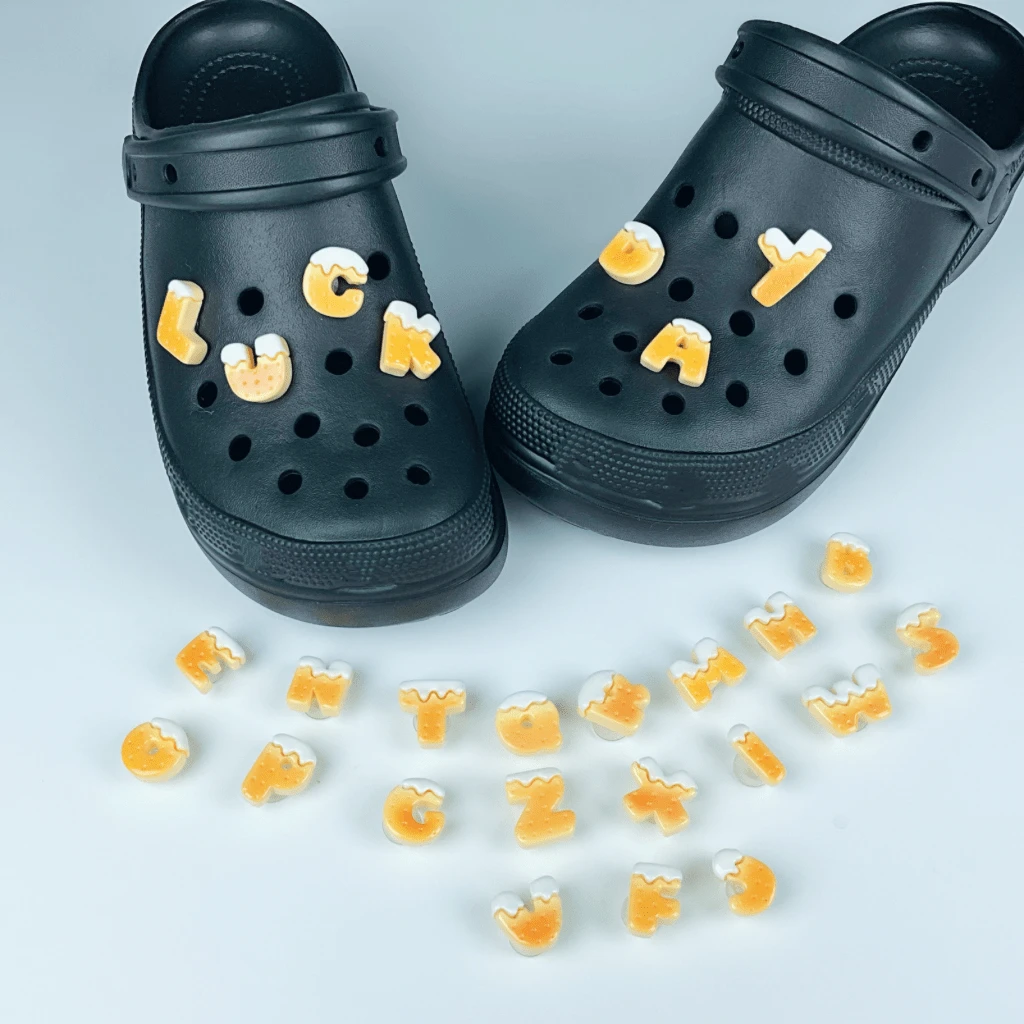 26入組黃色奶輪形狀3D英文字母ABS樹脂材質鞋飾配件，可移式和非一體成型，DIY鞋扣