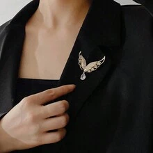 Wings Water Drop Glitter Diamond Brooch Light Luxury Niche High-End Fashion Anti-Exposure Buckle Korean Version Internet Celebrity Fixed Clothes Corsage 1pc - Gold - View 5