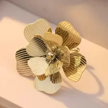 欧美流行时尚 316 不锈钢镀金优雅花形戒指，不褪色情人节、妈妈、母亲、母亲节、礼物 - 金色 - 查看 1