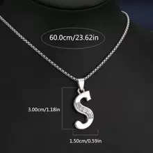 1 Stück Bestseller 26 Englische Buchstaben Halskette, modischer Kristall-Zirkonia Buchstaben Anhänger Halskette, Titan-Stahl Schlüsselbein-Kette für Geburtstag, Feiertag Geschenk, Unisex, Größe 60cm/70cm, großer Buchstaben-Halskette für Herren/Damen/Paare, Alltagsmode